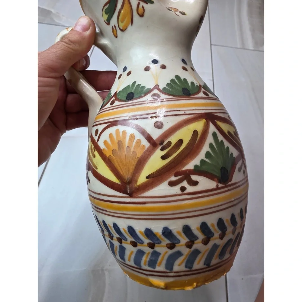 Vintage Toledo G.M. Spanish Hand‎ Painted Ceramic Pitcher Pottery Spouted Jug E1
